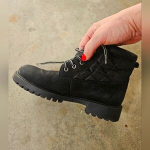 Ralph Lauren Black Quilted Ankle Boots, Boys Sz 5